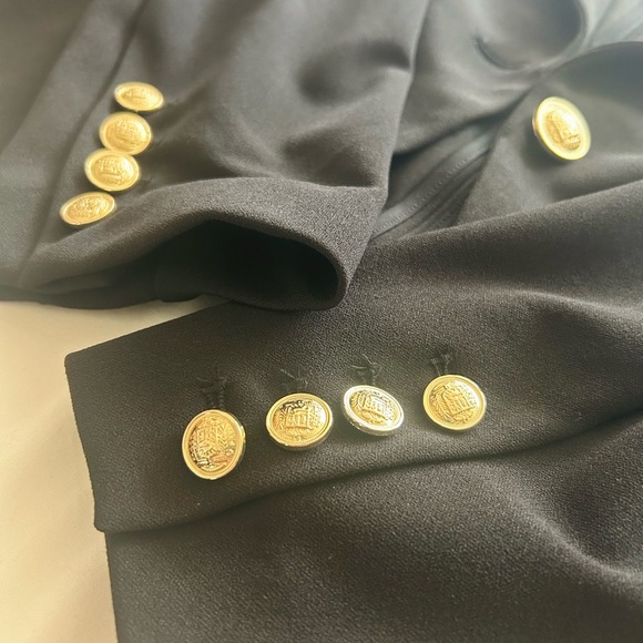 Truth by Republic suit blazer (size 6) with gold buttons, pockets, shoulder pads - Picture 3 of 6